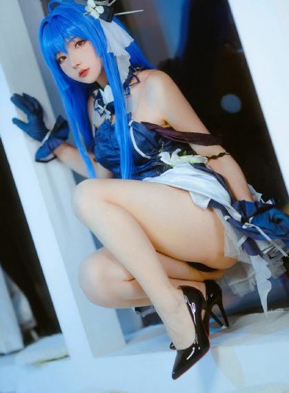 美女张开腿让男人在线观看_720高清完整版