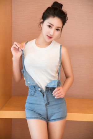 日日躁夜夜摸月月添添添_超清在线观看