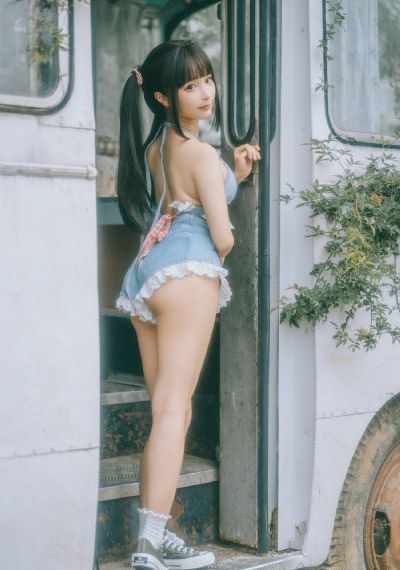 国产美女久久自慰视频电影_720视频大全