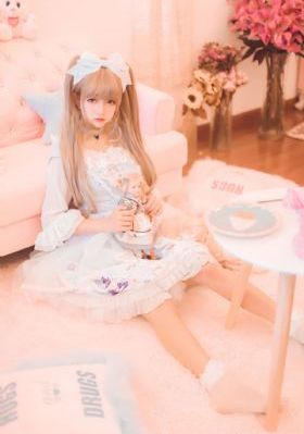 欧美裸体网站_720免费播放